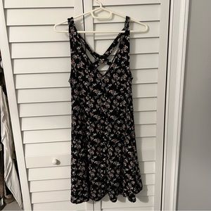 🌸 AE Floral Dress